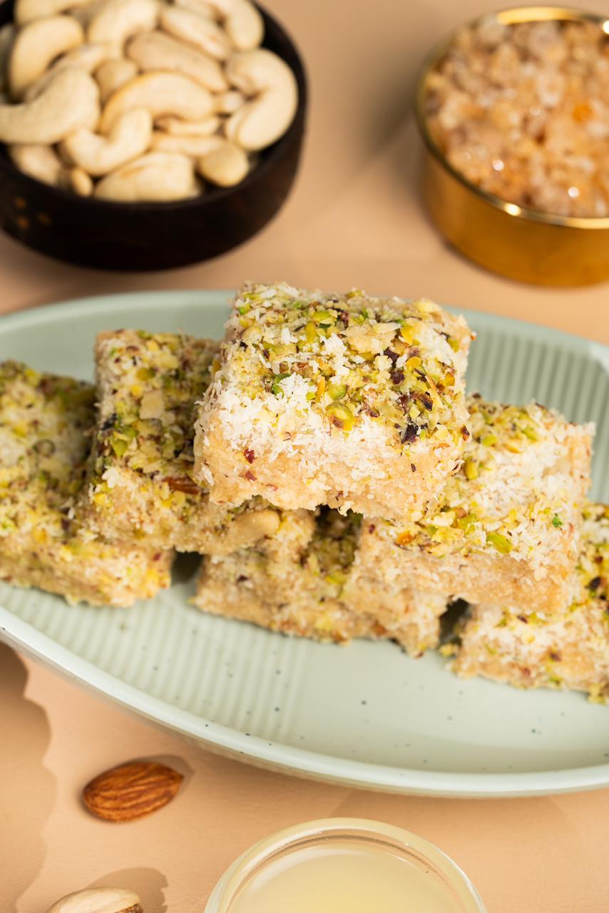 Premium Adadiya Pak – Adad Dal, Nuts & Coconut